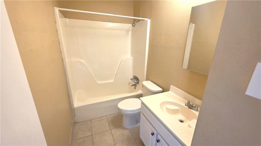 4257 Lac Saint Pierre Dr ##D - Photo 6 of 9