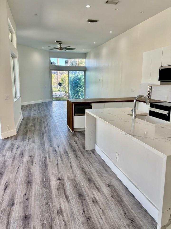 5865 Nw 125th Ave - Photo 7 of 27