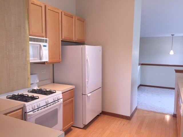 2545 Oneida Ln #2545 - Photo 6 of 15