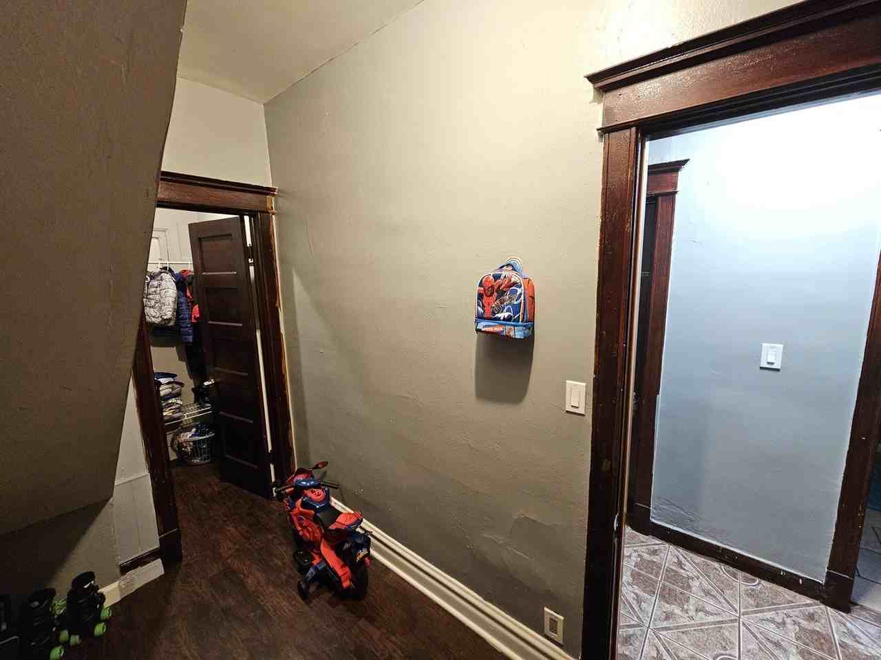 2532 S Albany Ave #1 - Photo 7 of 17