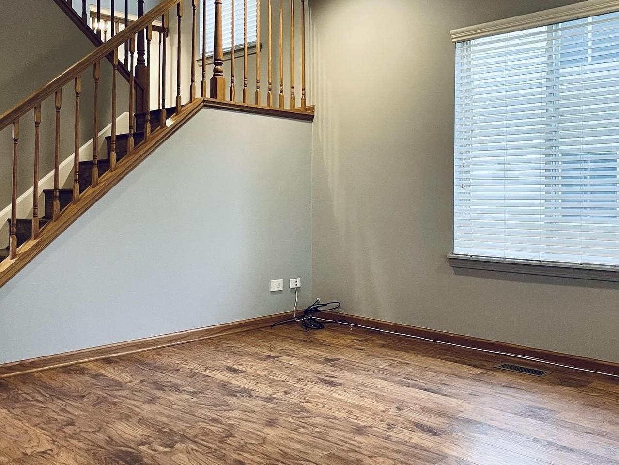 2554 Warm Springs Ln - Photo 2 of 10