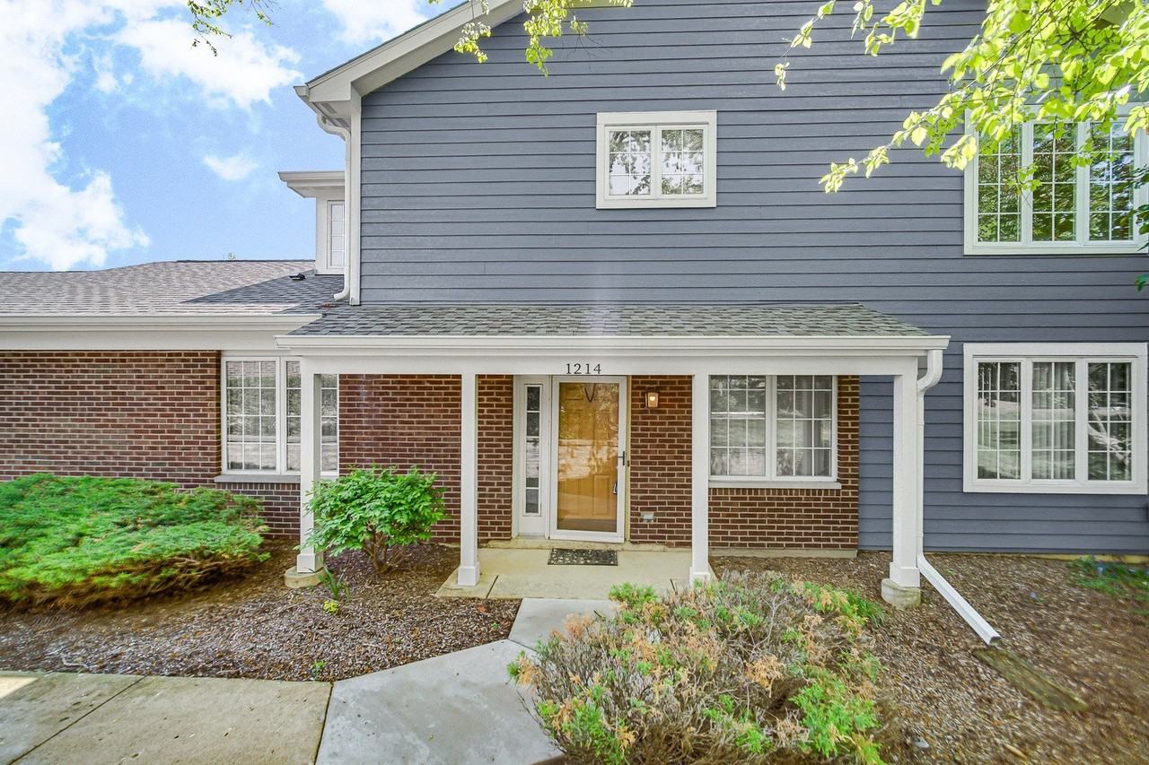 1214 S Parkside Dr - Photo 4 of 26