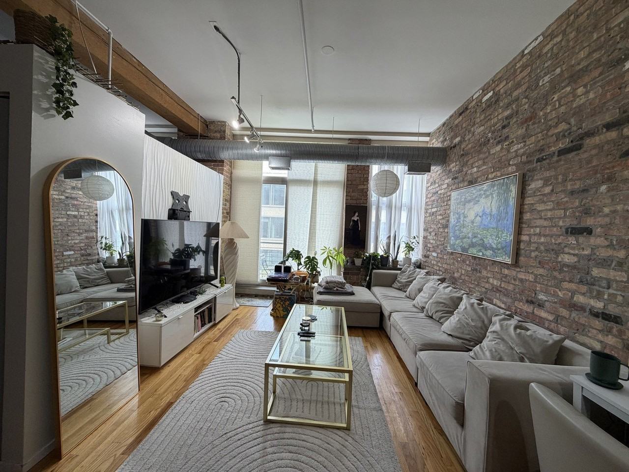 417 S Jefferson St #301B - Photo 2 of 18