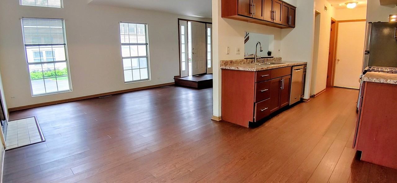 300 Teak Ln - Photo 5 of 18