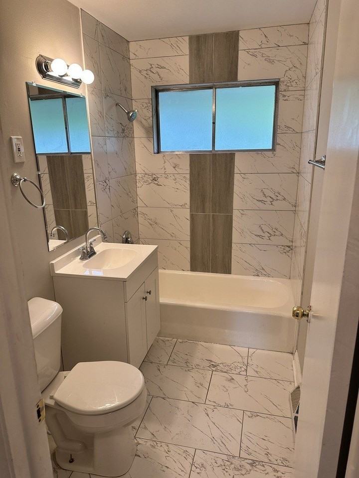 15509 Park Ln - Photo 5 of 11