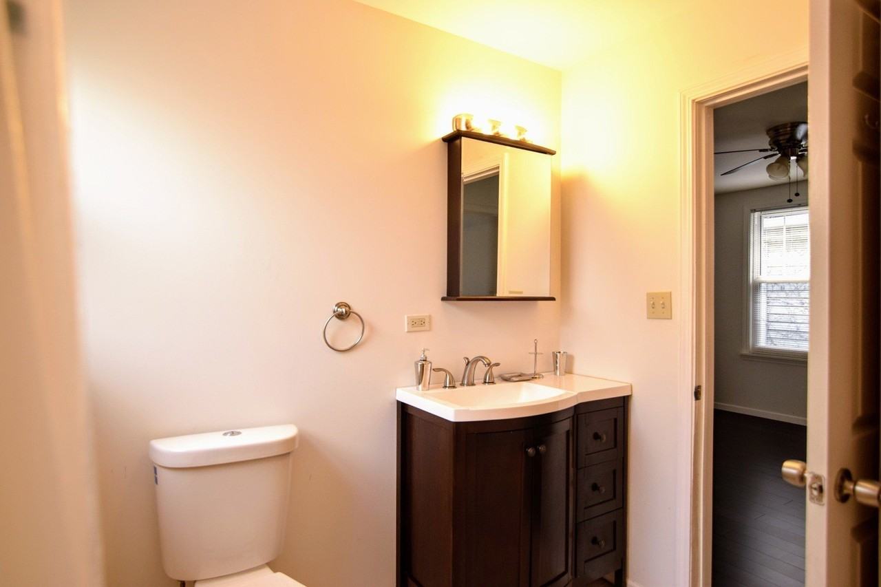 1828 N Bissell St #2 - Photo 7 of 18