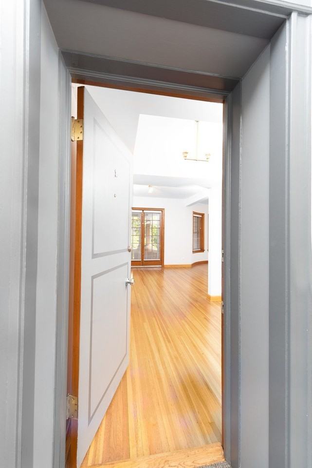 5610 N Kenmore Ave #3S - Photo 4 of 23