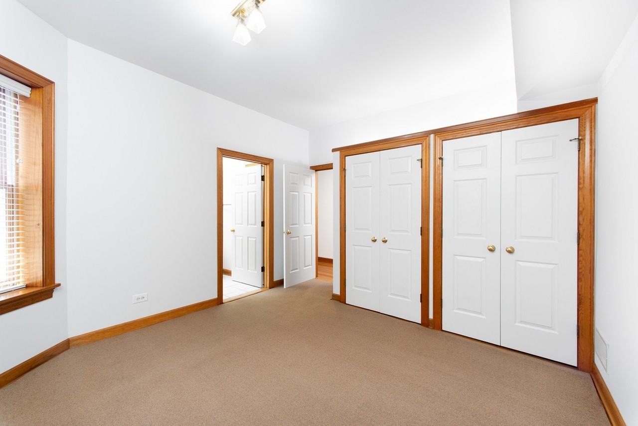 5610 N Kenmore Ave #3S - Photo 7 of 23