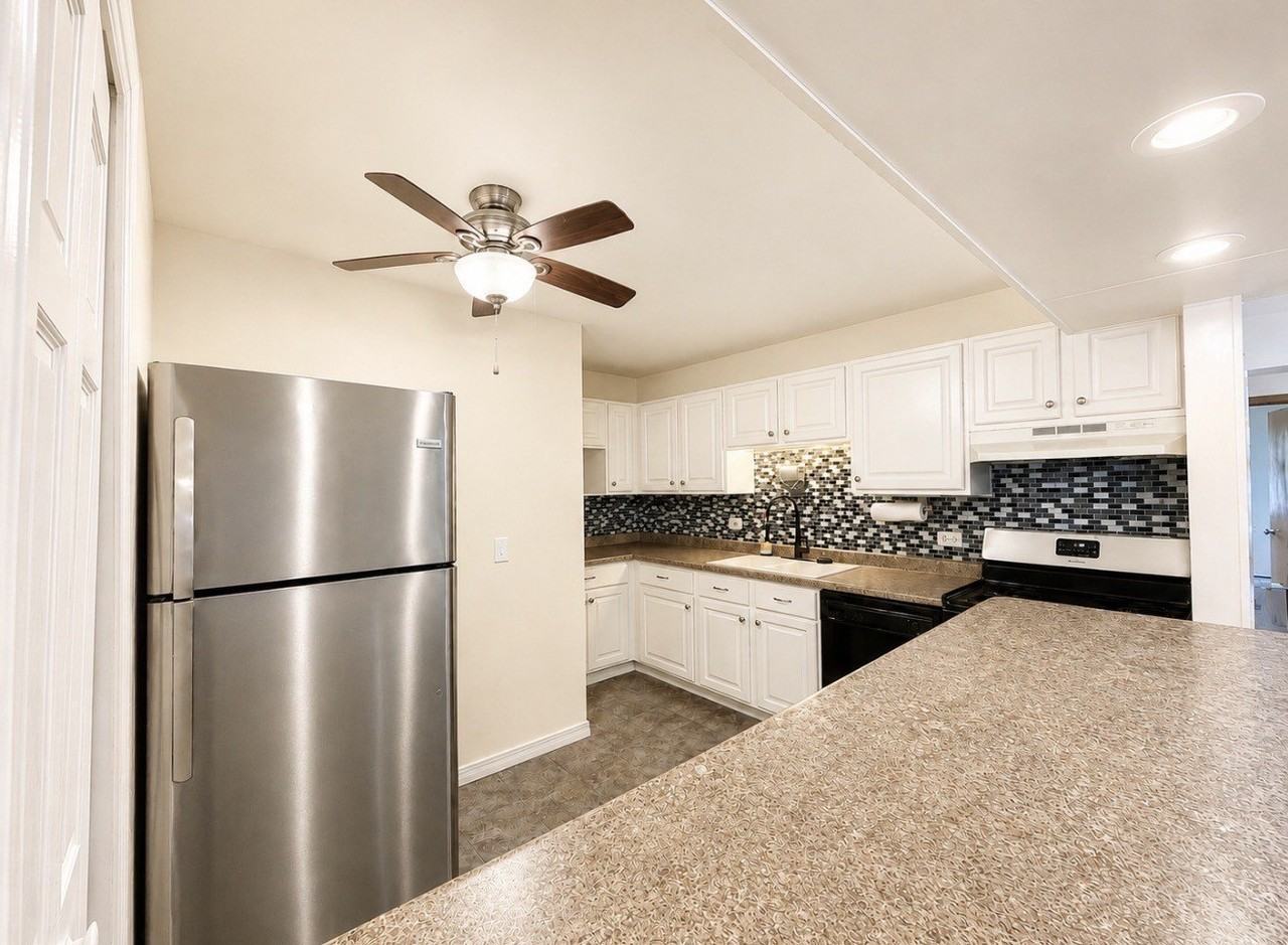 5324 Waterbury Dr #1505 - Photo 6 of 10