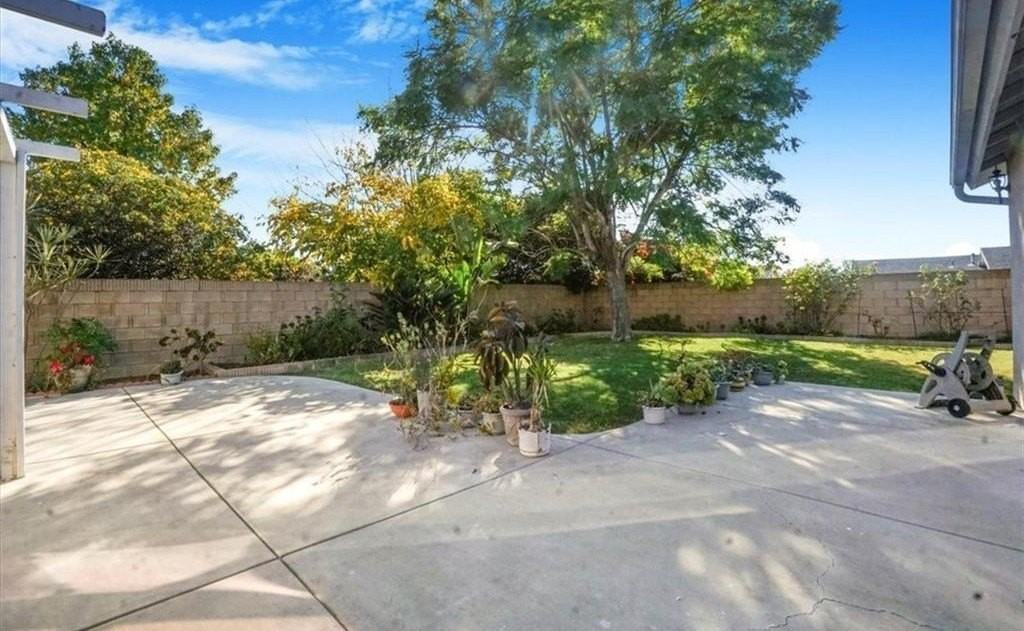 24121 El Tiradore Cir - Photo 4 of 50