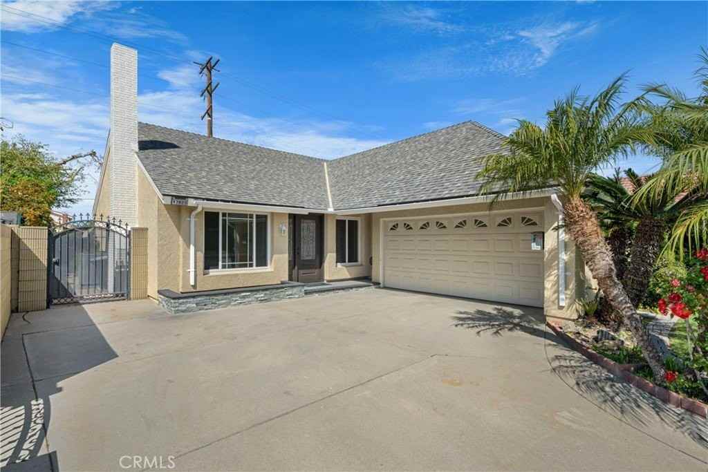 17825 Holmes Ave - Photo 4 of 40