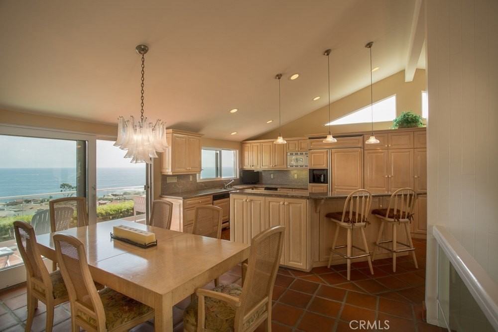 1004 Emerald Bay - Photo 7 of 15