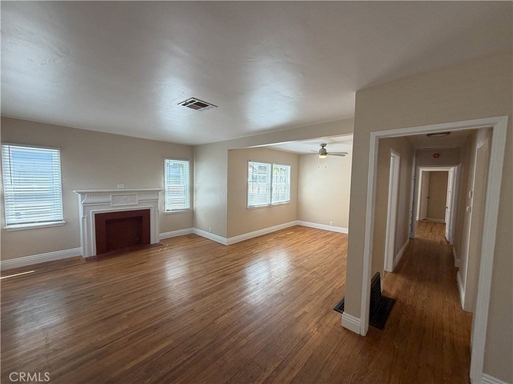 126 S Batavia St - Photo 6 of 22