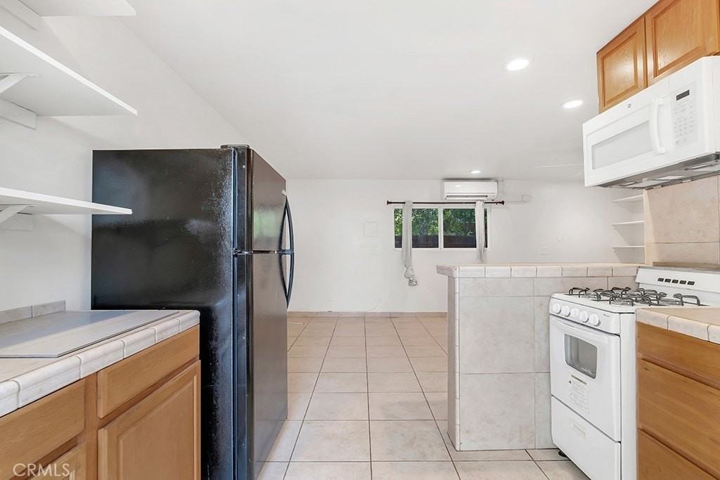 23101 Lanark St #2 - Photo 4 of 14