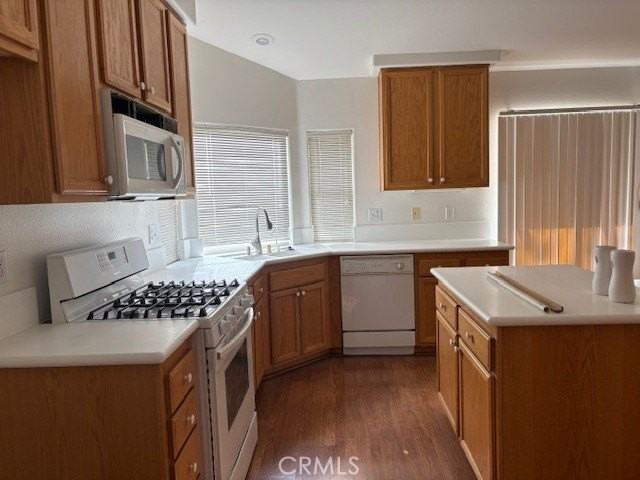 1066 Birch Ln - Photo 5 of 22