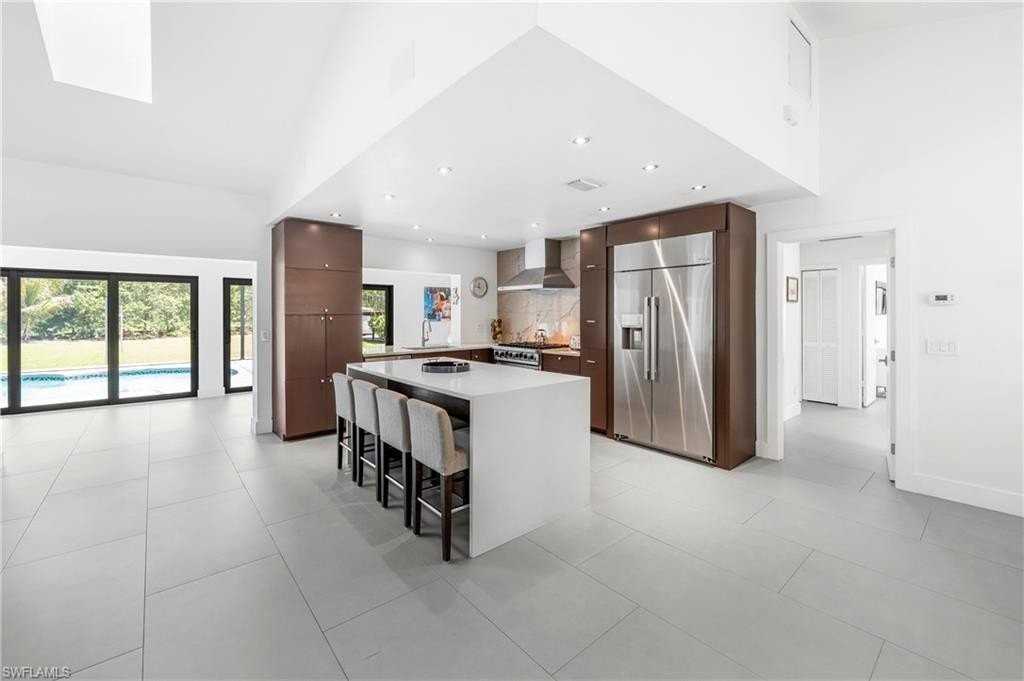 3631 1st Ave Nw - Photo 3 of 41