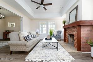 featured image of 340 W 6th St