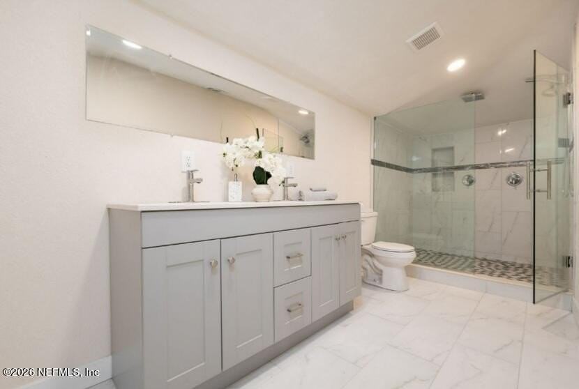340 W 6th St - Photo 7 of 8