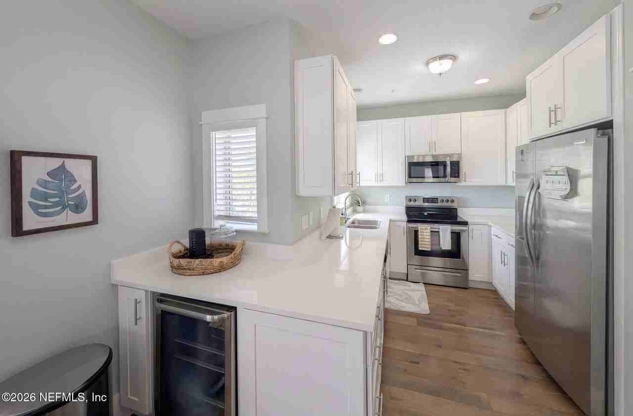 361 Ahern St #15 - Photo 4 of 16