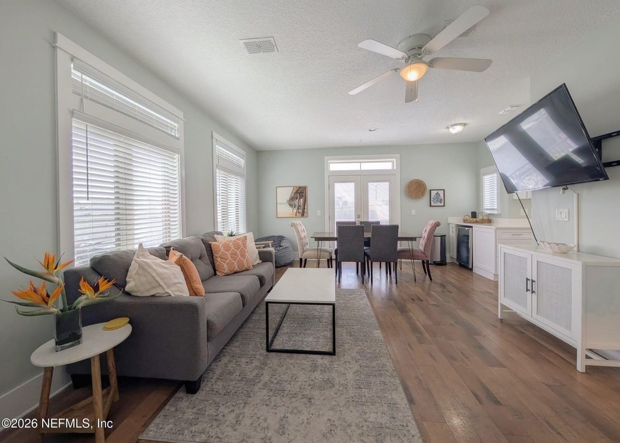 361 Ahern St #15 - Photo 5 of 16