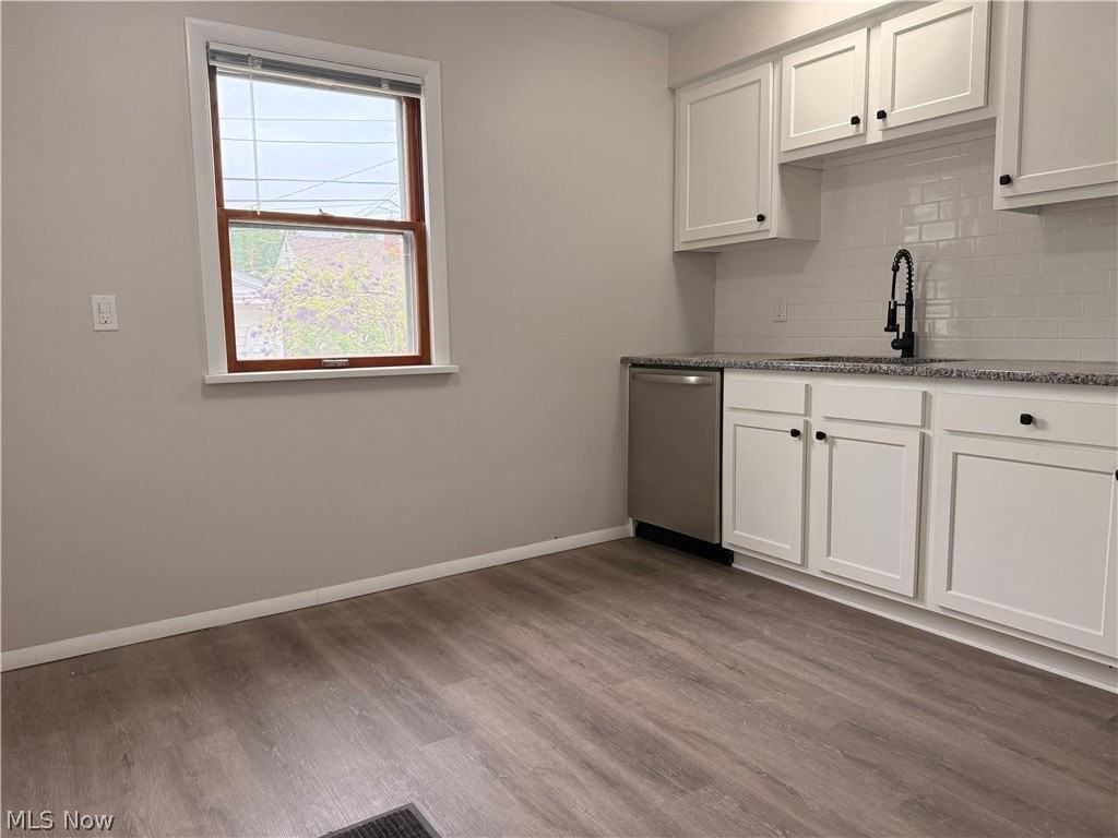 29103 Barjode Rd - Photo 2 of 24