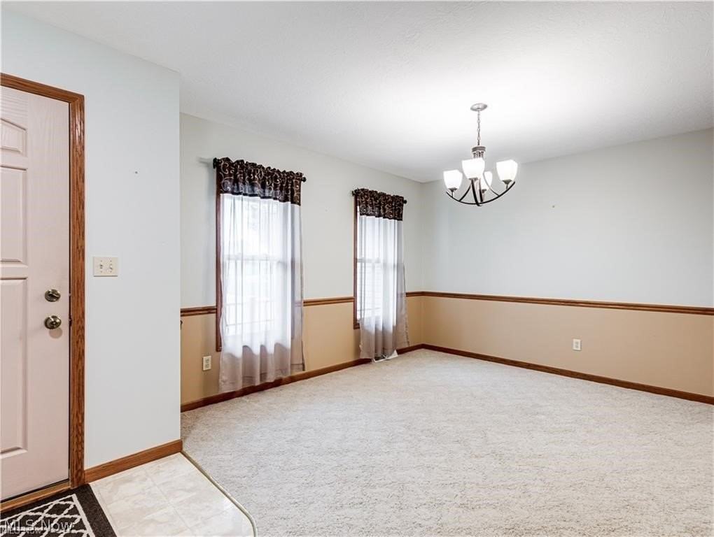 893 West St - Photo 6 of 33