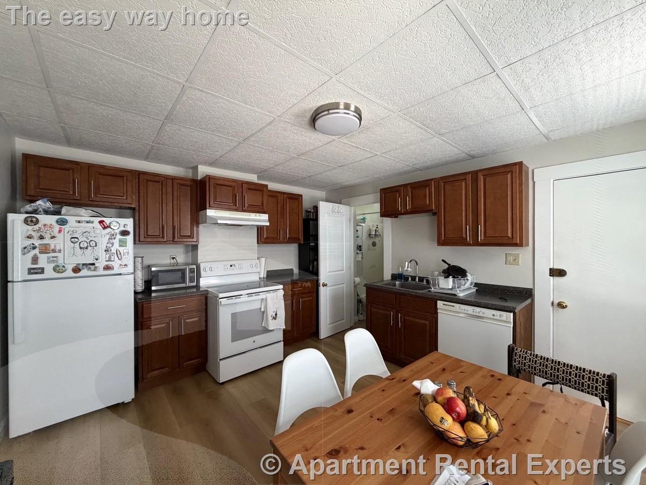 11 Concord Ave #2 - Photo 2 of 17