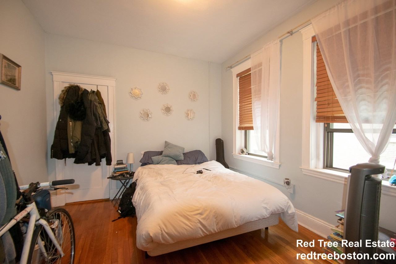 1564 Commonwealth Ave #U5 - Photo 5 of 8