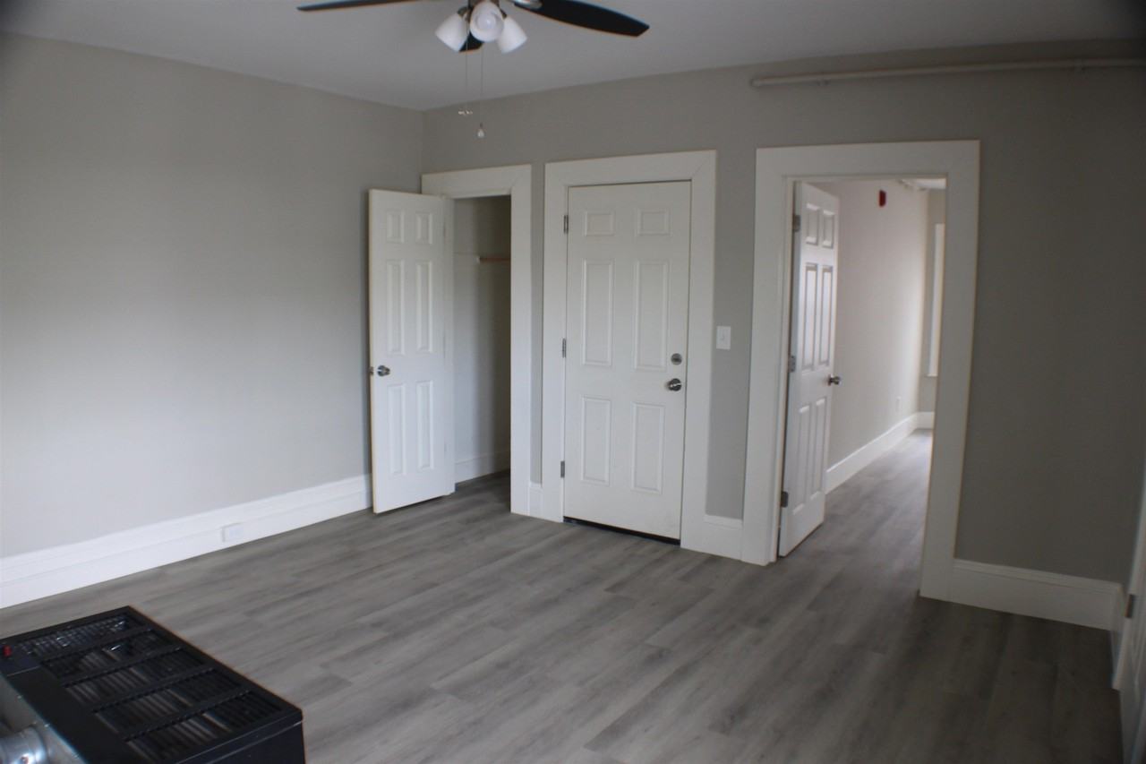 26 School St #1 - Photo 4 of 11