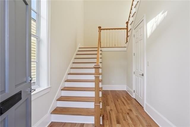 2328 Valence St - Photo 4 of 25