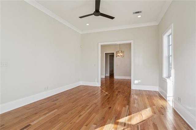 2328 Valence St - Photo 6 of 25