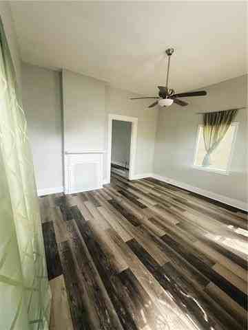 1733 Touro St - Photo 2 of 10