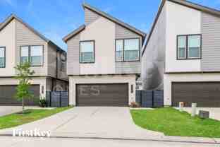 18334 W Centro Cir - Photo 1 of 1
