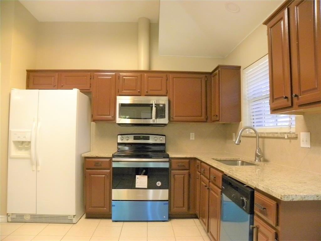 11216 Promenade Rd - Photo 7 of 35