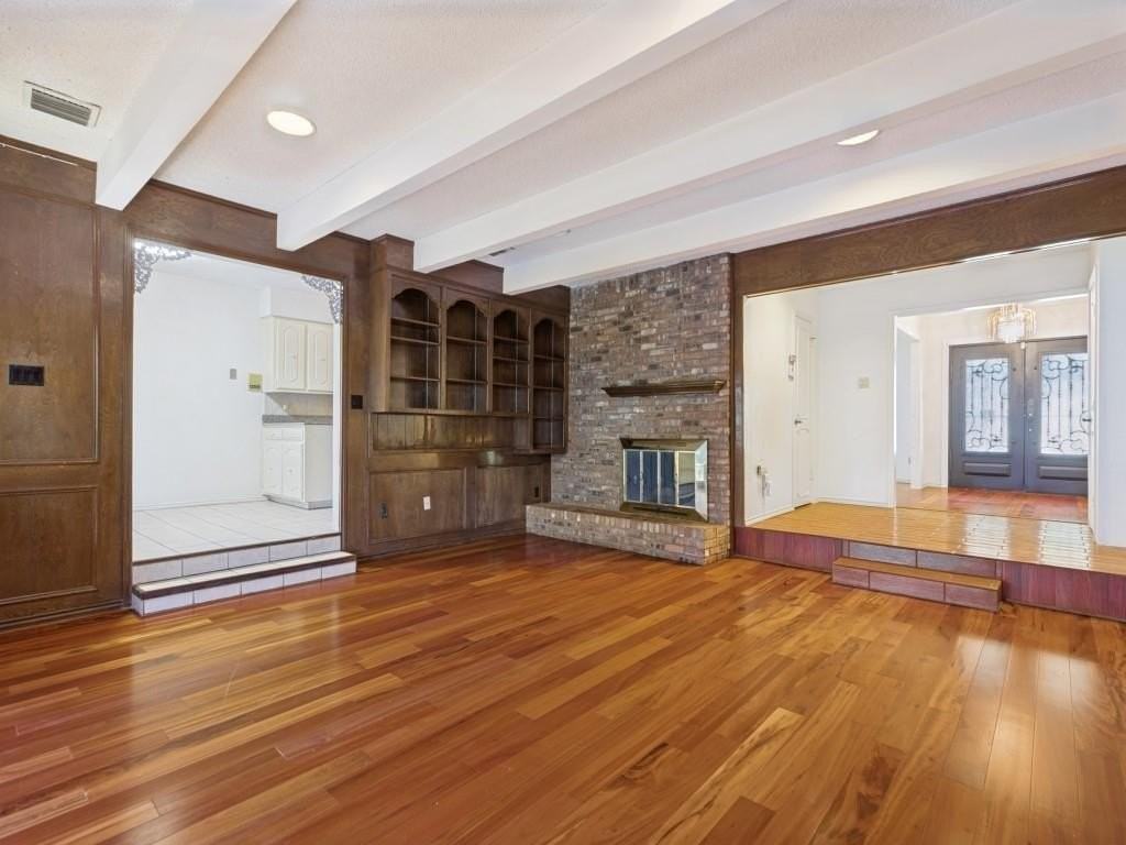 412 Oakmont Ln N - Photo 4 of 12