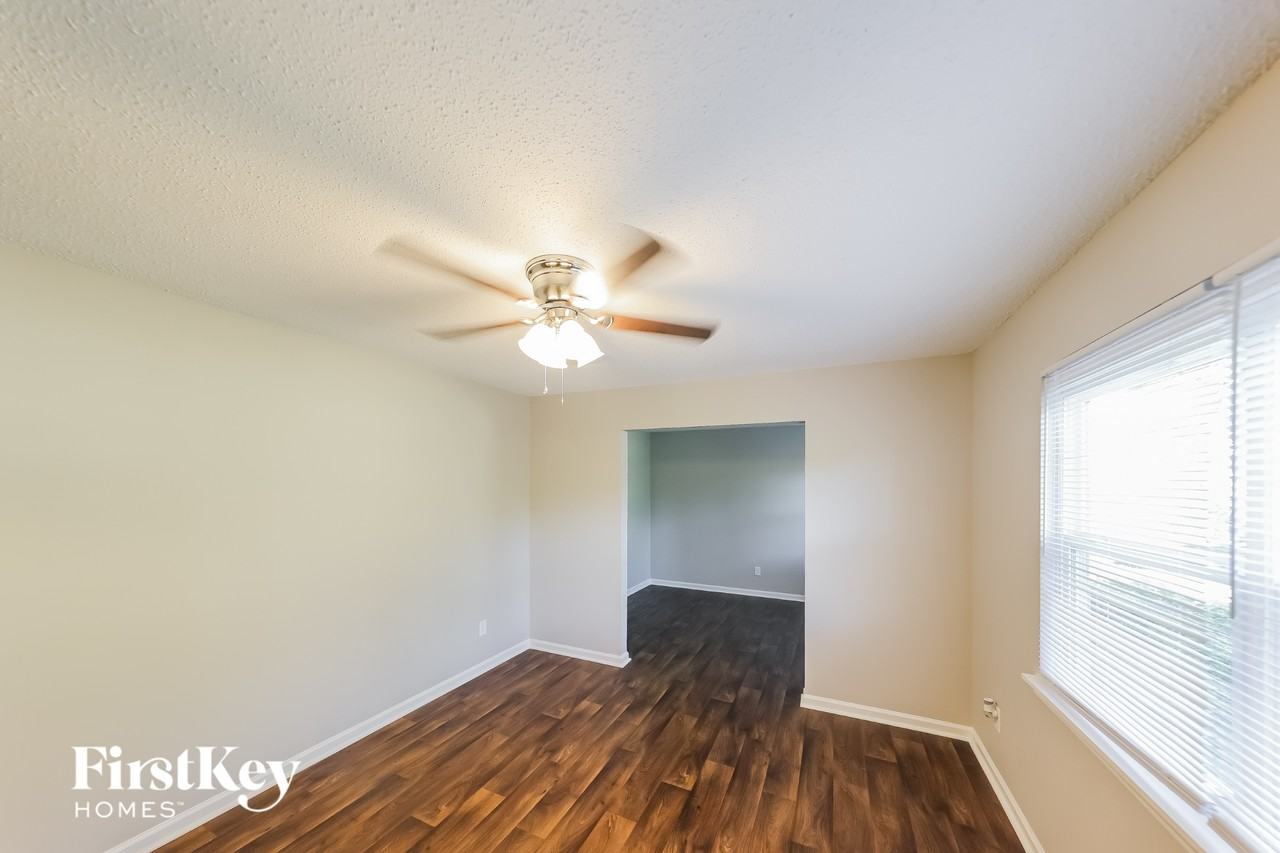 8263 Country Cir - Photo 6 of 15