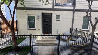 5924 Hudson St #G - Photo 1 of 1