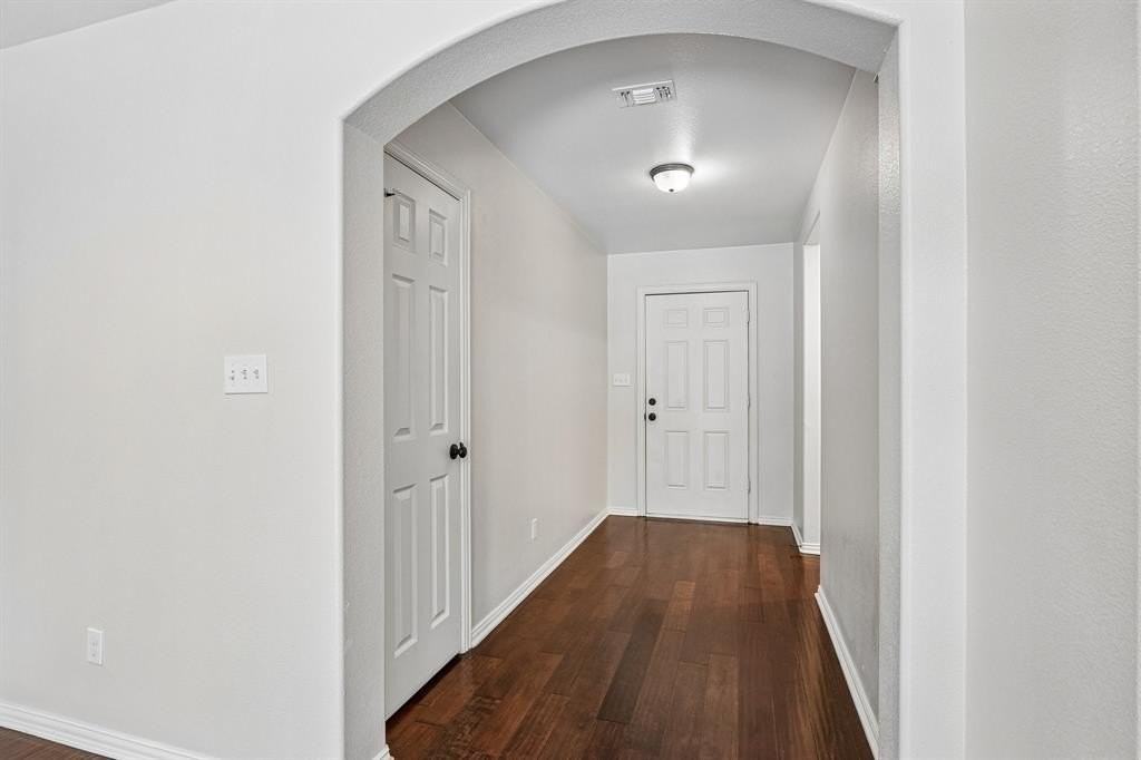 3017 N Hickory St - Photo 4 of 32