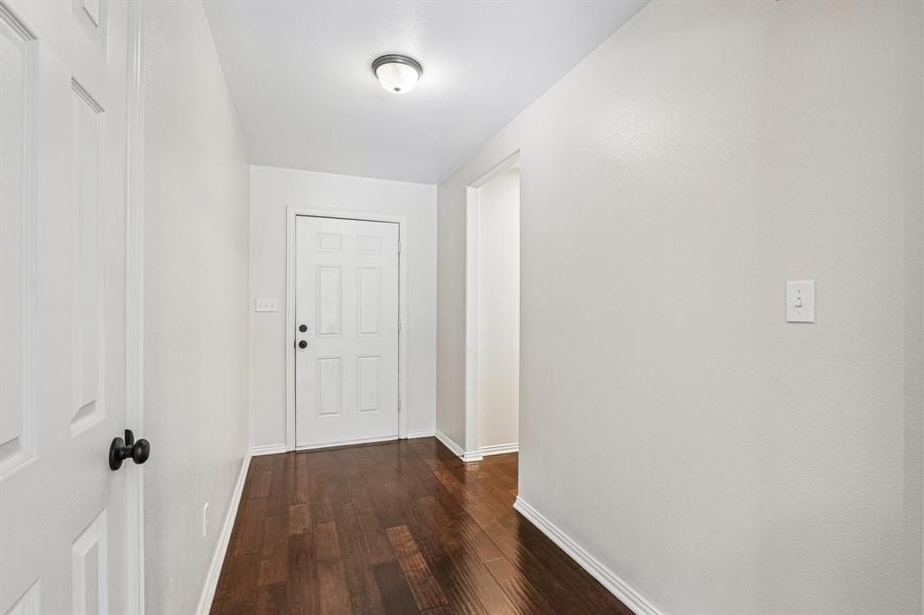 3017 N Hickory St - Photo 7 of 32