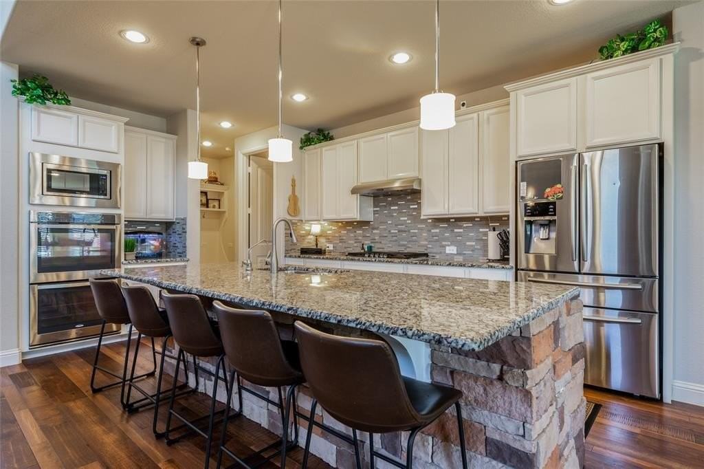 316 Chinchester Dr - Photo 7 of 21
