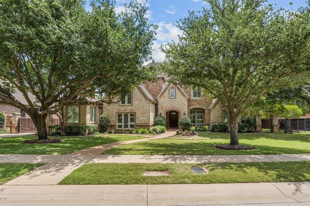 2617 Summit Ridge Dr - Photo 2 of 40