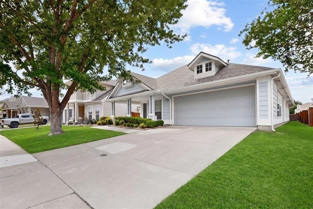 9844 Meadow Rue Dr - Photo 2 of 40