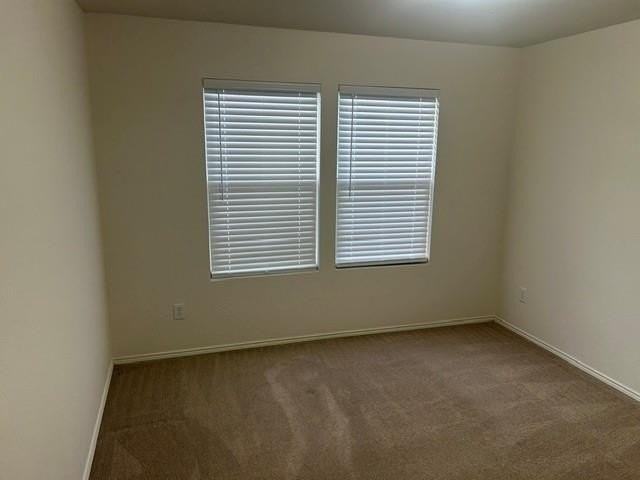 1429 Greenbrook Dr - Photo 7 of 12