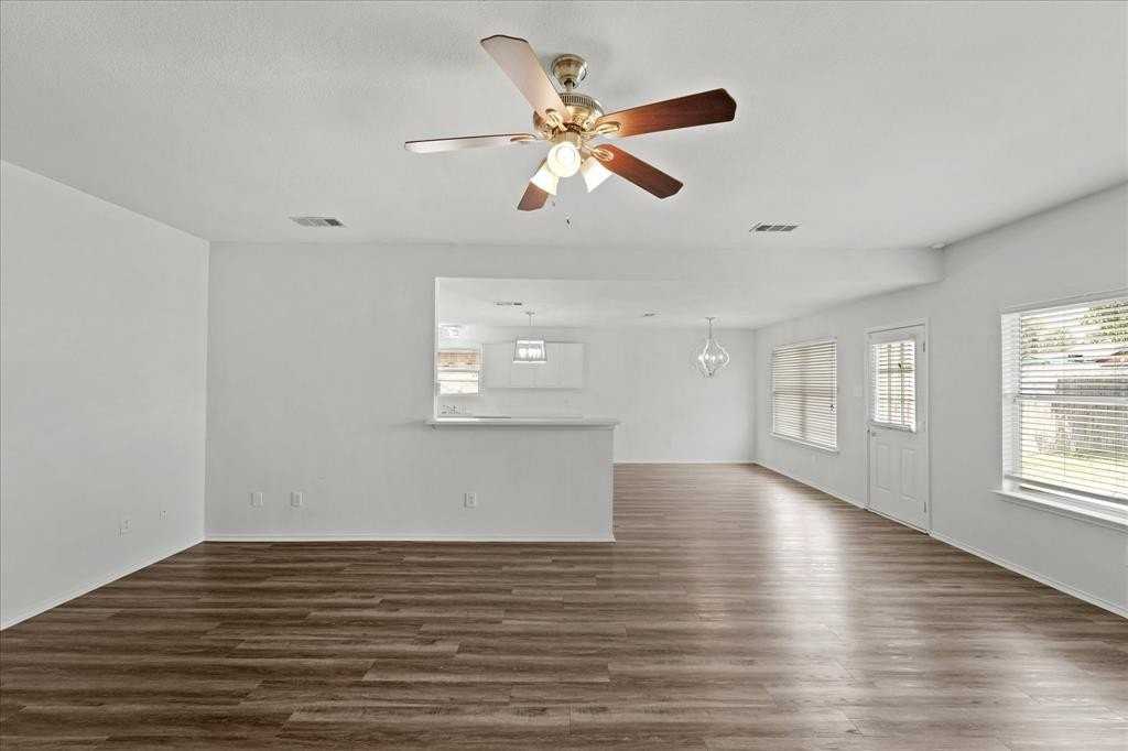 804 Rowdy Dr - Photo 5 of 23