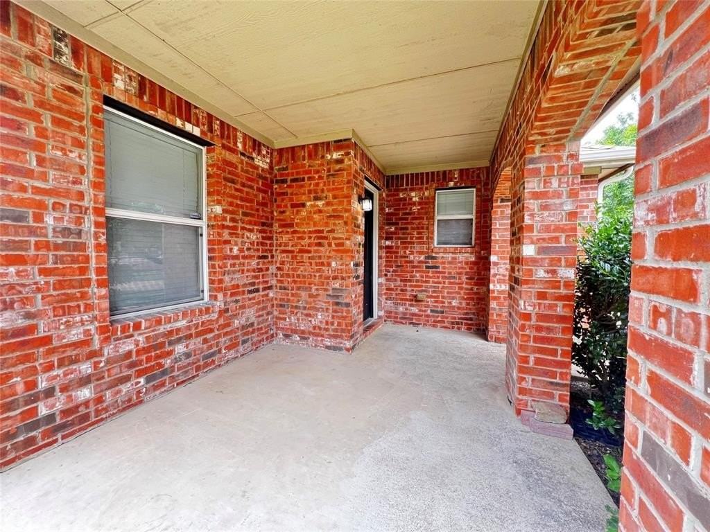 306 Quail Run Rd - Photo 2 of 21