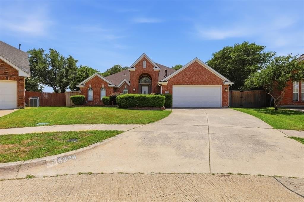 6320 Merritt Way Ct - Photo 3 of 38