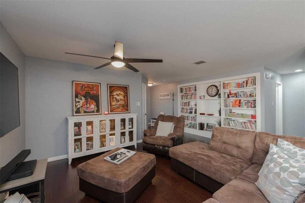 6504 Corral Ln - Photo 3 of 18
