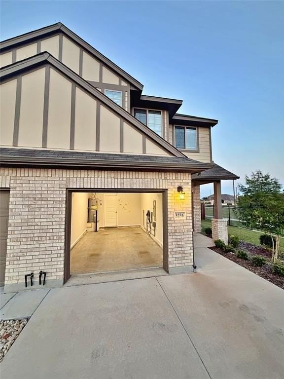 3236 Patrick St - Photo 3 of 37
