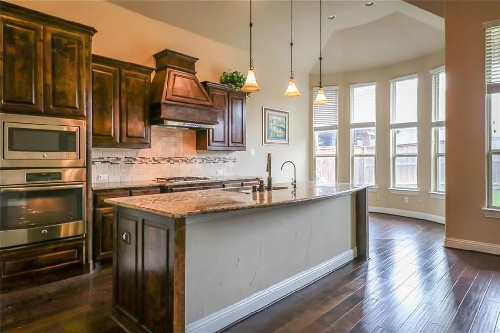 2866 Nottingham Dr - Photo 6 of 25
