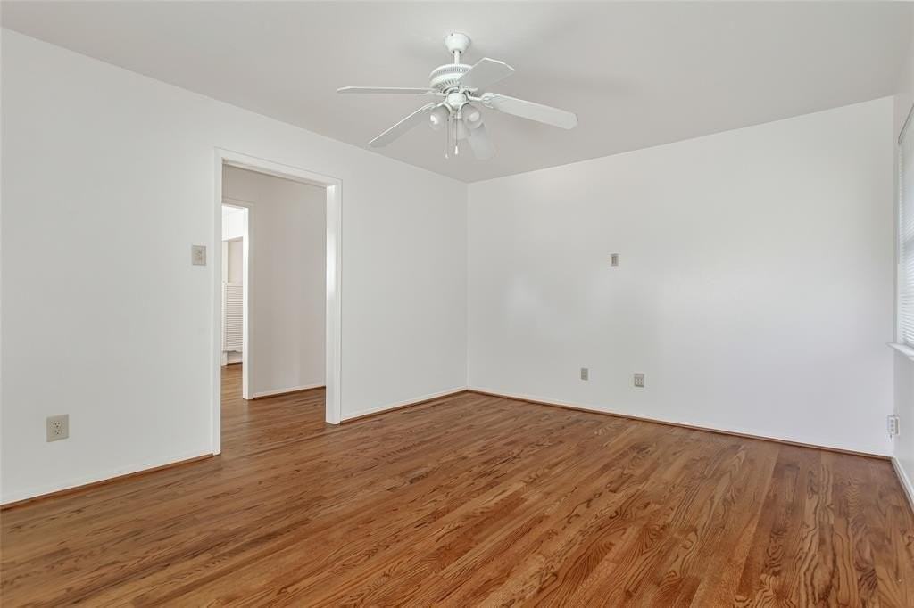 7505 Brentcove Cir - Photo 4 of 36